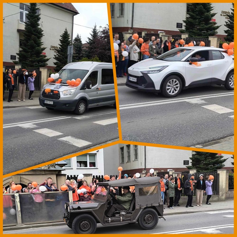 Kilka zdjęć, na których uczniowie stoją pod szkołą na chodniku z pomarańczowymi balonami w ręku i machają do przejeżdżających aut.