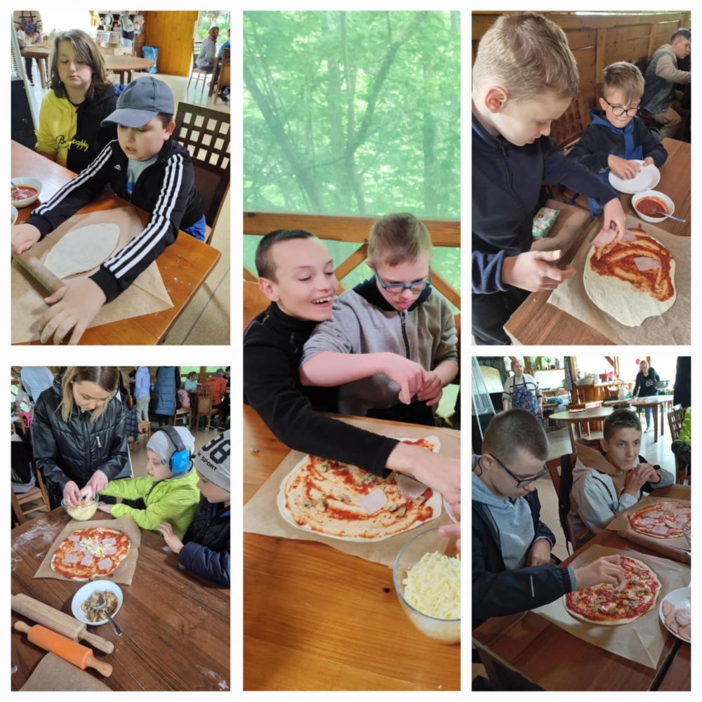 5 zdjęć, na której uczniowie jedzą wcześniej zrobioną przez siebie pizzę.